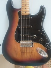 FENDER STRATOCASTER 1974