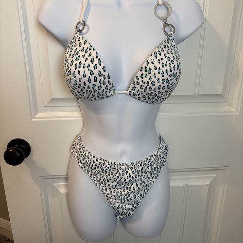 Venere bikini leopardato