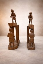 Coppia di sculture etniche