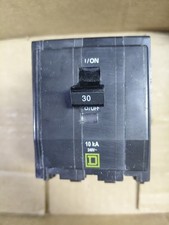 Interruttore automatico