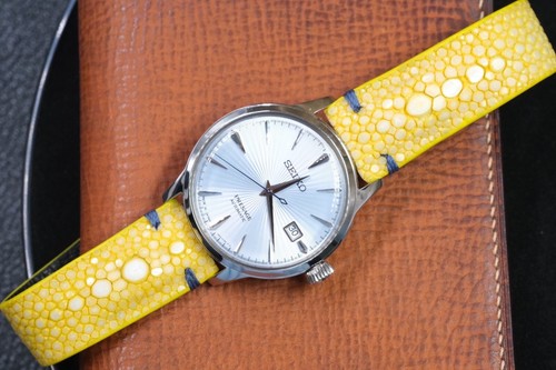 Cinturino orologio fatto - , a