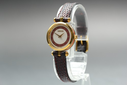 Quasi come nuovo orologio - [quasi, nuovo]
