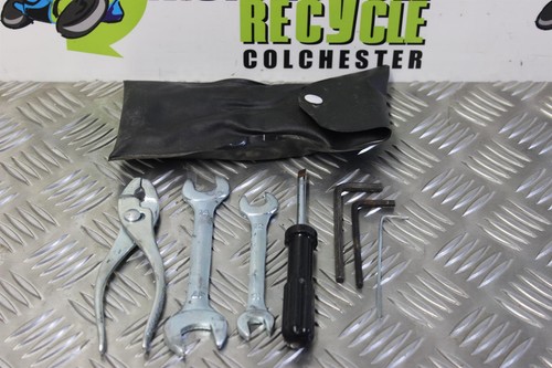 Kit attrezzi con borsa - , suzuki