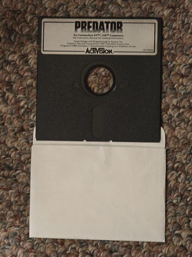 Commodore 128 predator - 64,