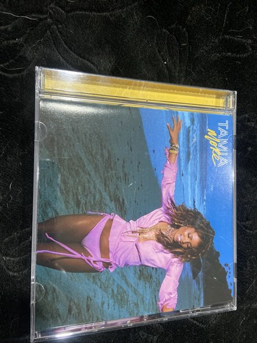 Tamia more gjvg - -,