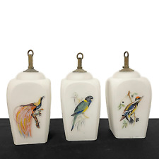 Trio di lampade a sospensione, vetro opalino bianco, dipinte, anni '50