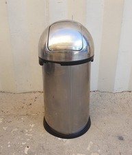 BIDONE IN ACCIAIO INOX CON PULSANTE