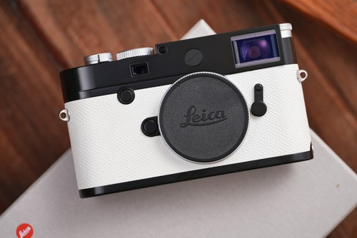 Leica m10 riverniciata nera - leica,