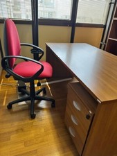 kit postazione ufficio Scrivania, Sedia, Cassettiera, Appendiabiti