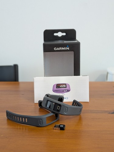 Garmin vivofit fitness band - vivofit,