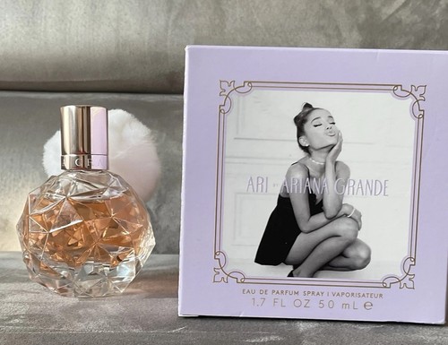 Ariana grande ari - ariana,