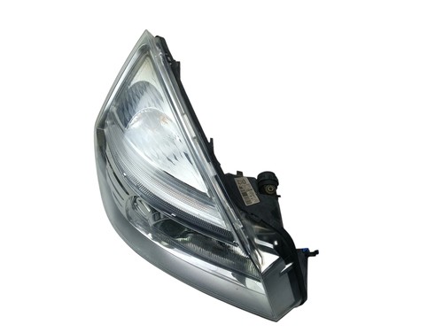 Faro proiettore anteriore