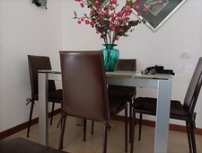 Tavolo Calligaris allungabile,Vetro E Acciaio moderno 70x110 Compreso Di Sedie