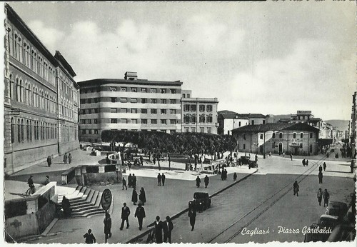 Cagliari piazza garibaldi - cagliari,
