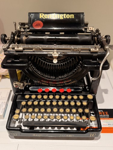Macchina scrivere vintage - da,