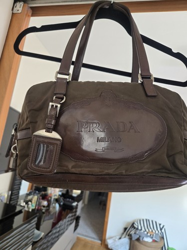 Prada milano brown - milano, day