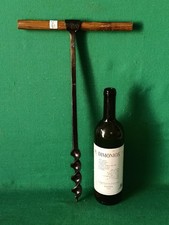 ANTICO VECCHIO SUCCHIELLO TRIVELLA MANUALE IN FERRO BATTUTO E FORGIATO. CX22