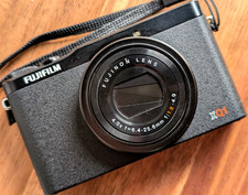 Fujifilm XQ1 12MP 4x zoom