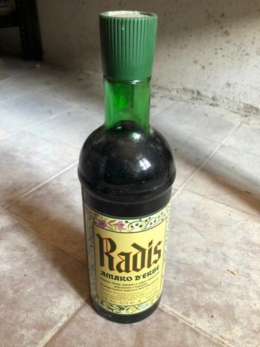 Amaro erbe radis - d'erbe, stock
