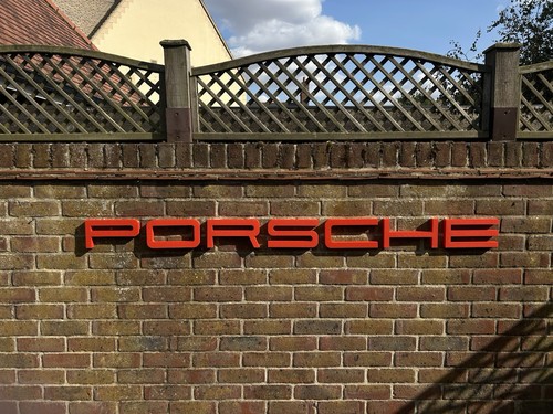 Porsche style red - style, wall