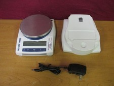 Mettler Toledo PL6001E Bilancia di precisione 6200G capacità massima con coperchio e cavo di alimentazione