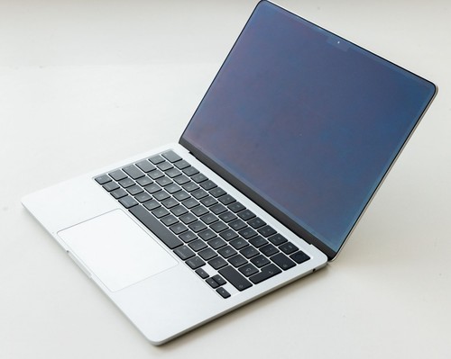 Schermo difettoso apple 2022 - difettoso,