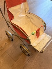 Carrozzina per bambole