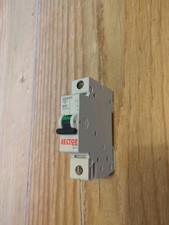 SECTOR Serie E SE20B 20 AMP CURVA B 6kA MCB INTERRUTTORE Testato INVIATO VELOCEMENTE 