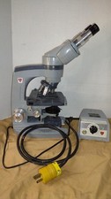 Illuminatore microscopio