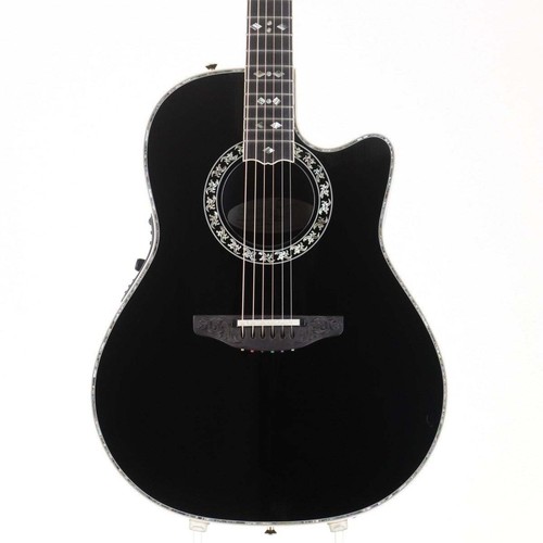Chitarra acustica usata