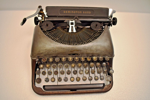 Remington rand deluxe - remington,