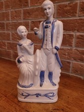 Statuetta in ceramica coppia