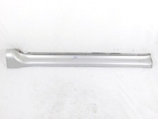 MR478769 MINISKIRT UNDER DOOR