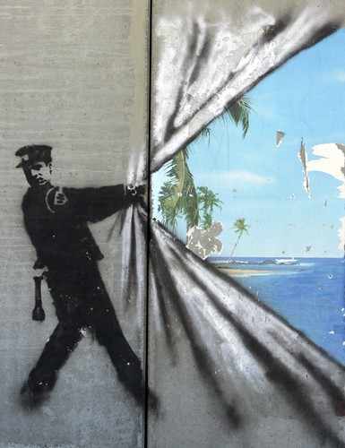 Graffiti parete banksy west - graffiti,