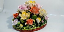Bouquet Rose Porcellana Capodimonte composizione  fiori ceramica sculture centro