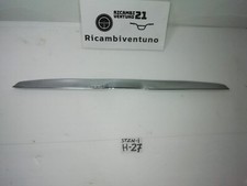 Mercedes W115 230.4 (1973-1976) cromatura cofano posteriore