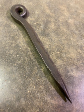 Ancien piton en fer forgé