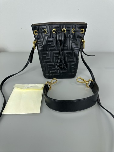 Fendi mon tresor logo - fendi,