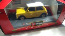 Mini cooper  1/24 burago  made in italy  giallo