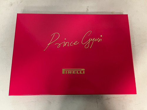 Collectible pirelli calendar - pirelli,