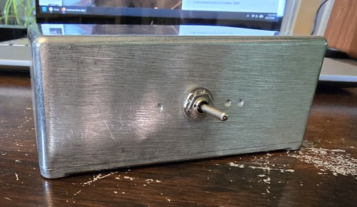 Interruttore mono stereo fatto - interruttore,