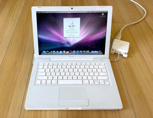 Apple macbook white - mid, 2009