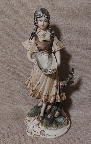 Statua capodimonte - 🌼✿,