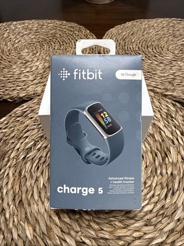 Fitbit charge fitness - fitbit,