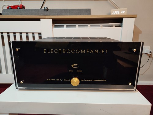 Amplificatore potenza - amplificatore, di