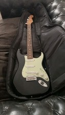 fender chitarra elettrica DE