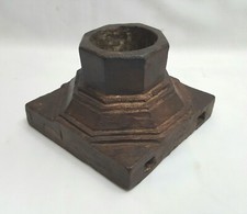 Antica presa base pilastro