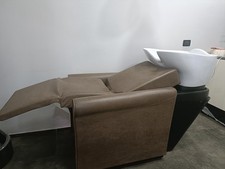 lavaggio/ lettino maletti con massaggio ideale per creare una zona relax qualità