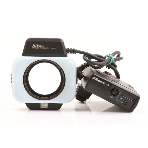 Nikon macro flash - macro, +