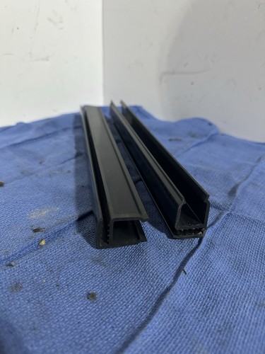 Clip fissaggio parabrezza - clip,